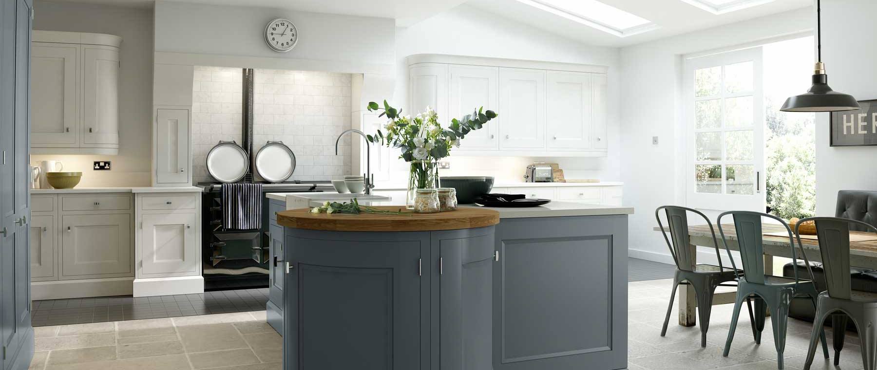 Regent Bevelled Stepping Stone and Lace White