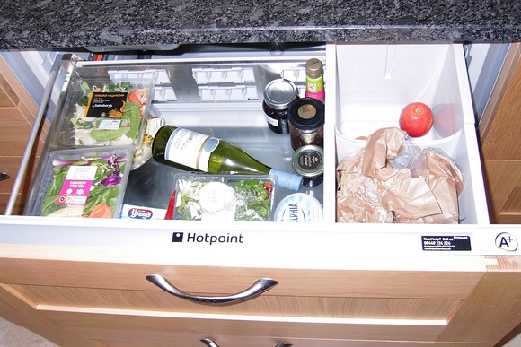 Shaker Style Oak with Steel Grey Granite Bespoke Fitted Kitchen